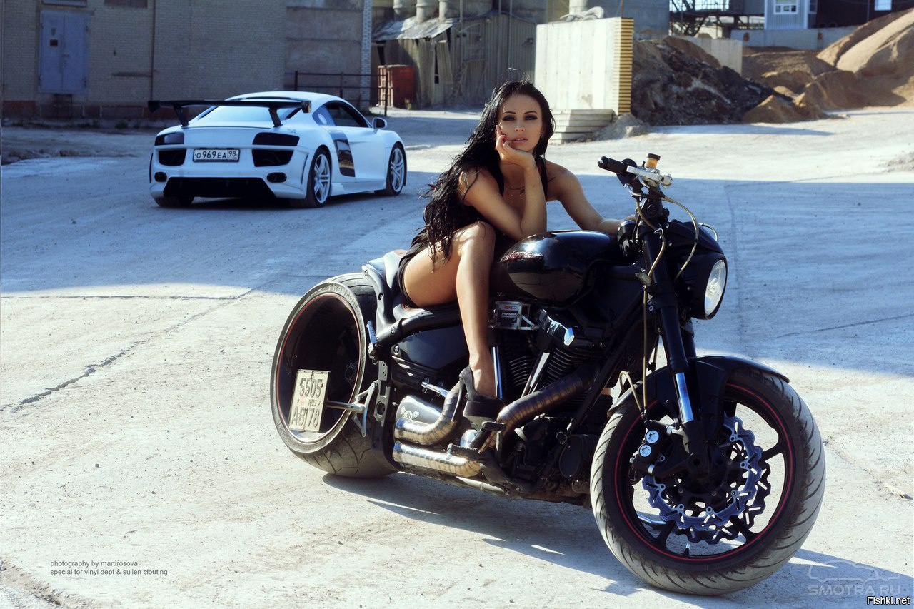 Sexy model Brunettes on a motorcycle in Panjihua