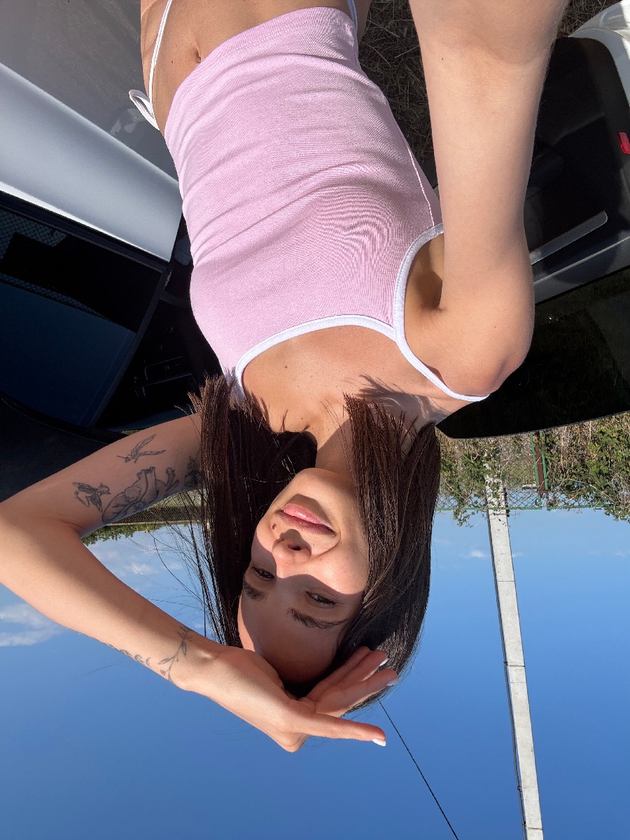 Sexy model Tina in Panjihua